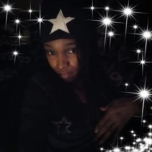 Meet your Posher, Anjareia